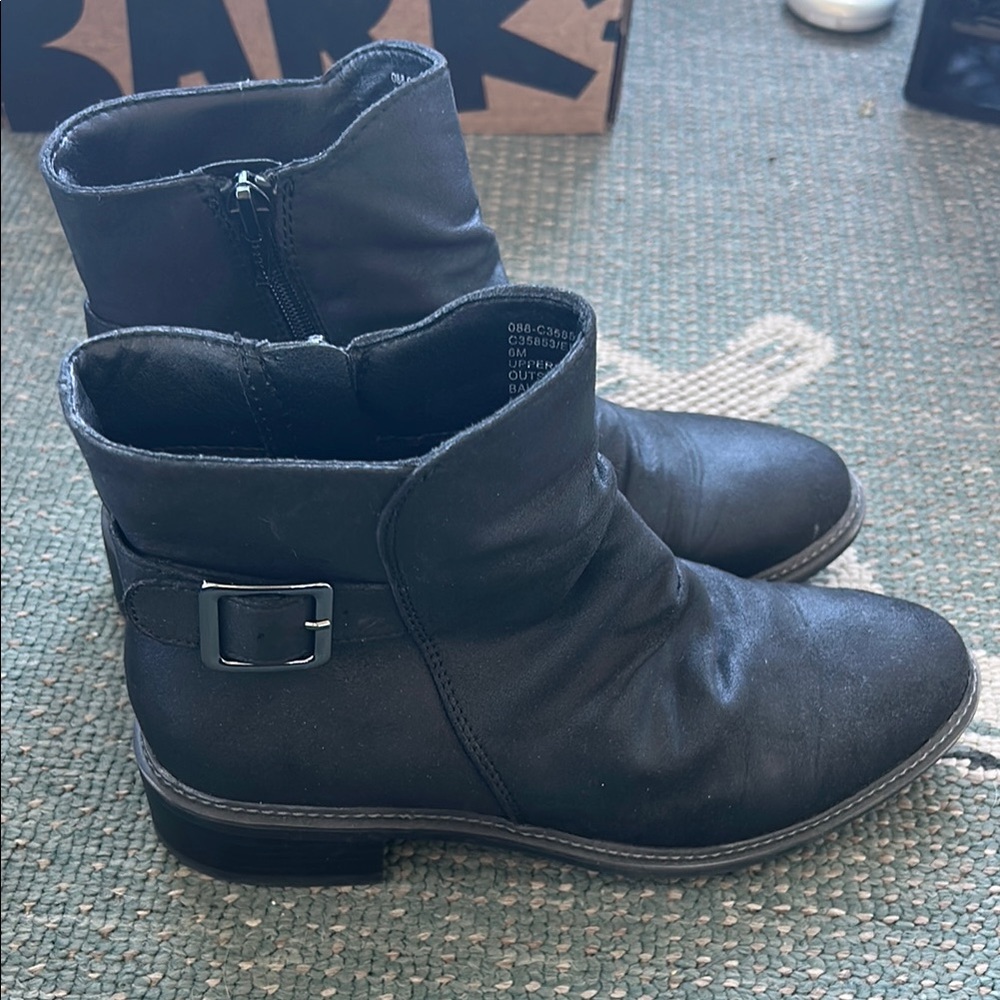 Cliffs Black Ankle Boots with Buckle. Size 6. Like new.
